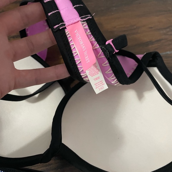 Victoria Secret Bikini - Picture 3 of 3